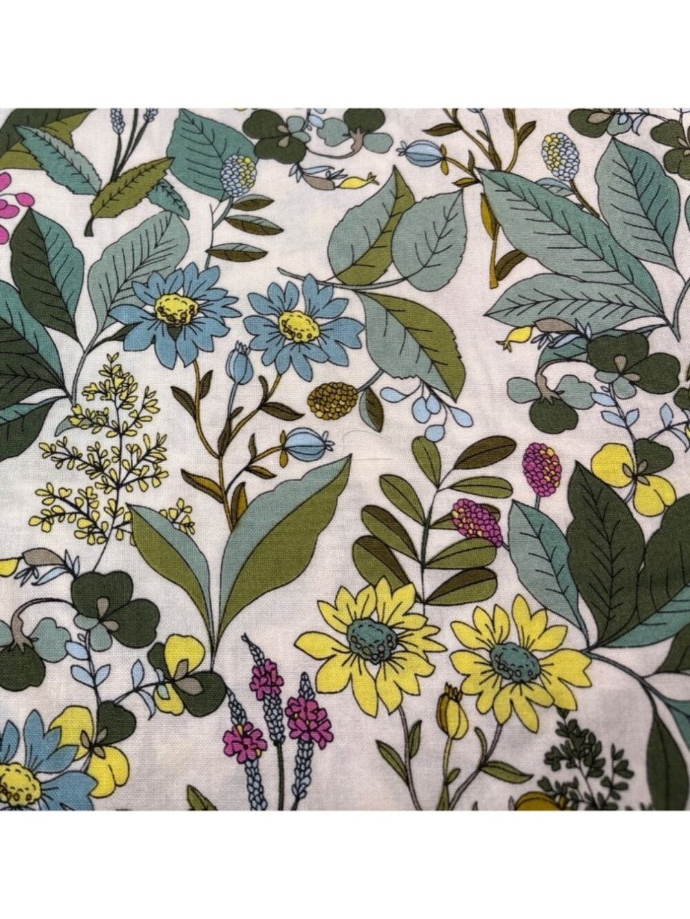1/2 yard x 42" Brother Sister Design Studio Floral Cotton Fabric Quilting